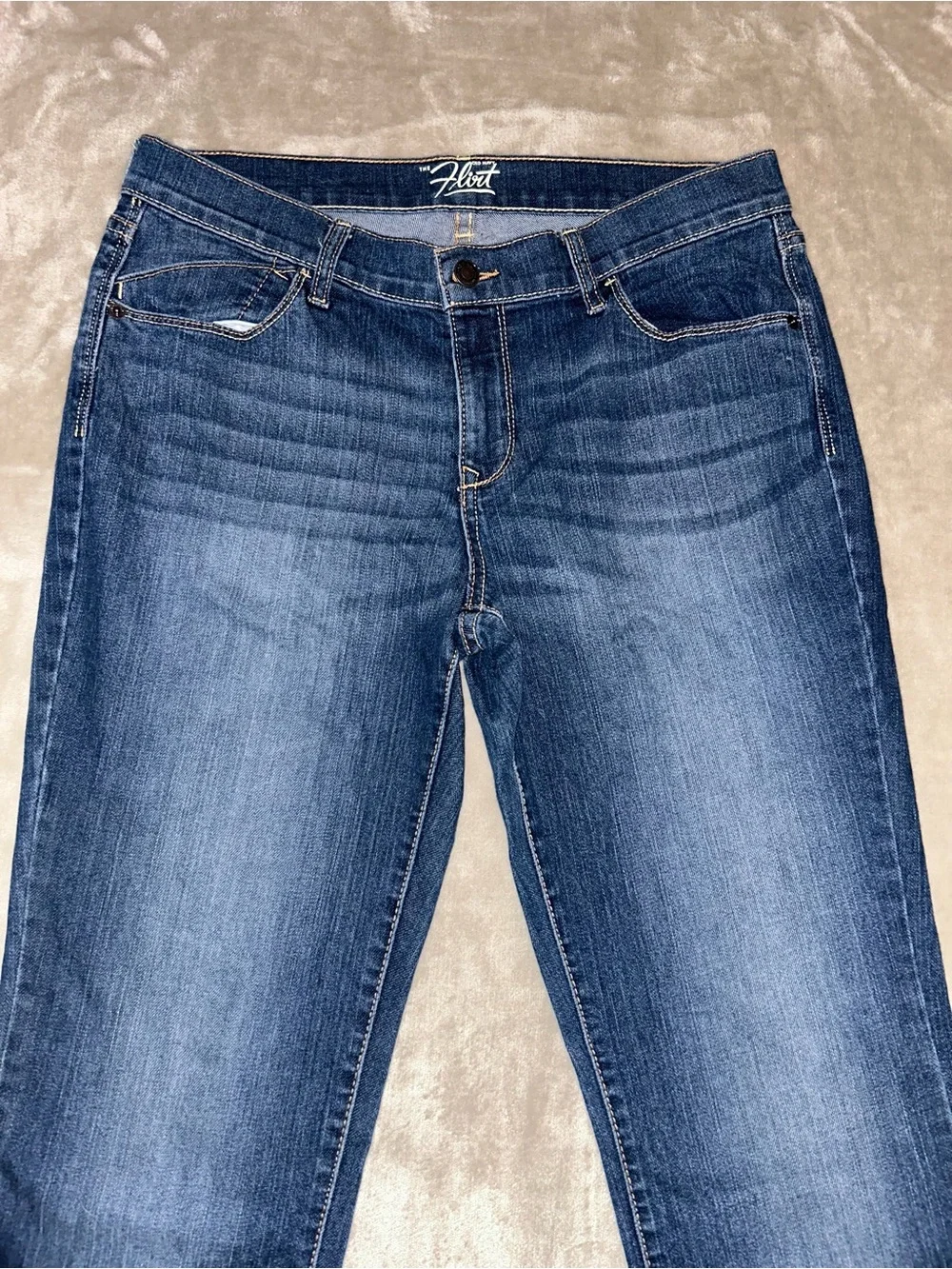 Old Navy The Flirt Classic Dark Wash Women's Bootcut Jeans - Blue 12R